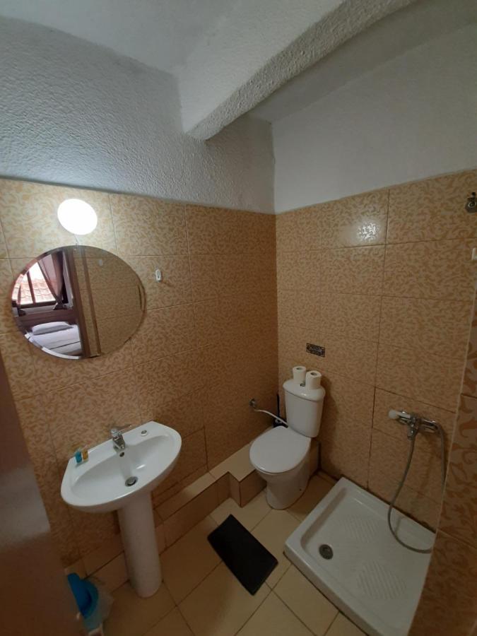 Mariza Apartments -Studios Ханиоти Екстериор снимка