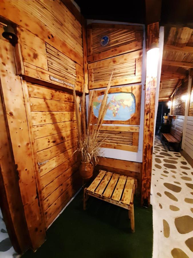 Mariza Apartments -Studios Ханиоти Екстериор снимка