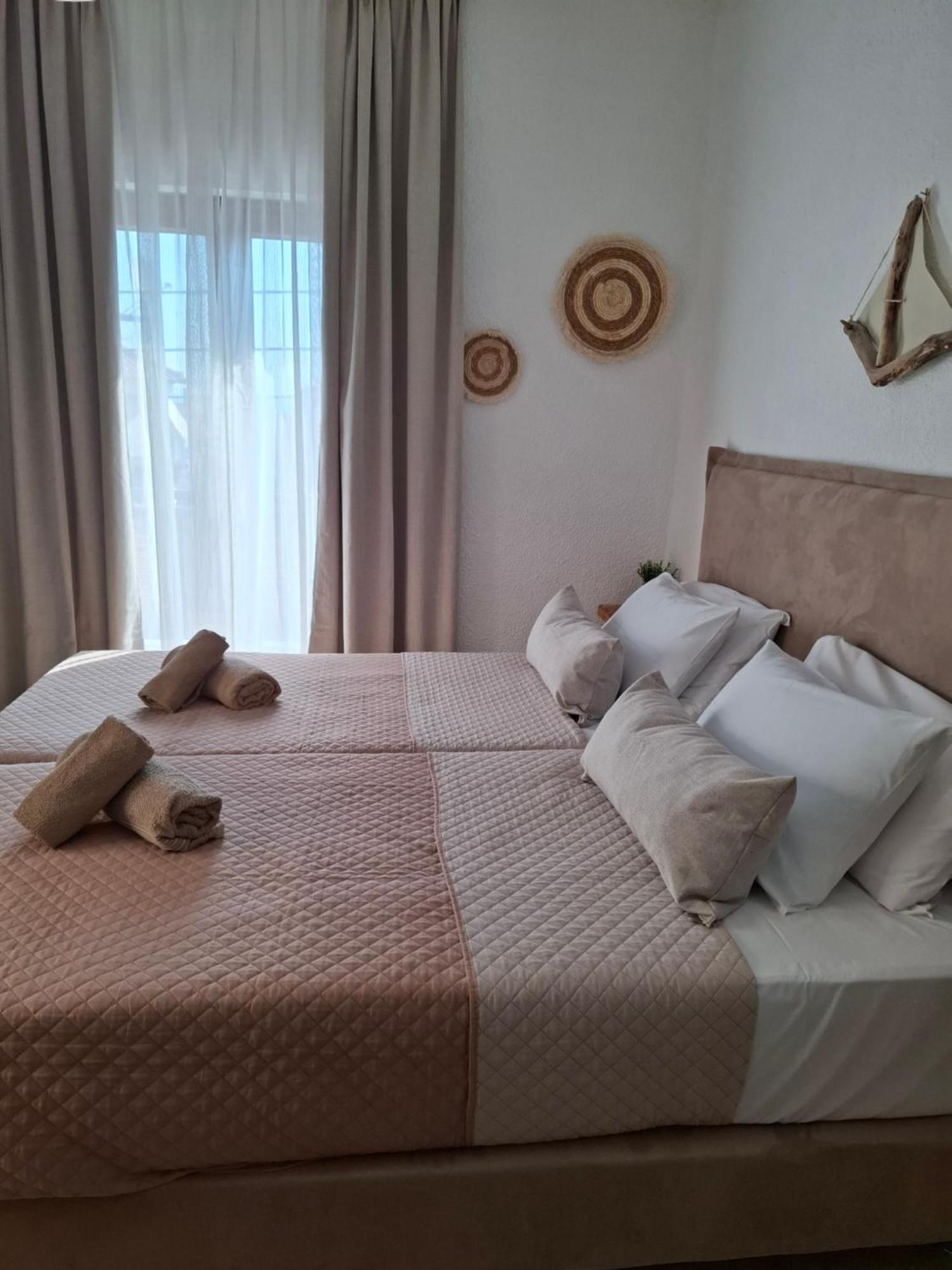 Mariza Apartments -Studios Ханиоти Екстериор снимка